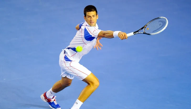 纳达尔重返赛场，败北首场状态出色，瑞士队观众沸腾！观众掌声雷动(纳达尔的赛场穿搭理念)开云体育